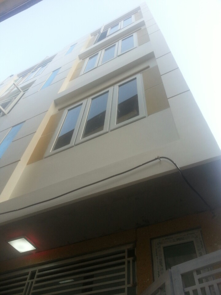 Bán nhà 4 tầng*35m2 giá 1.8 tỷ hướng Bắc tại phố Phan Đình Giót-Quang Trung. Sổ đỏ chính chủ 4380229