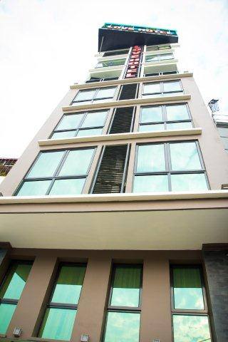 Cần bán nhà 8 tầng mặt phố Võng Thị, gần đường Lạc Long Quân 4486897