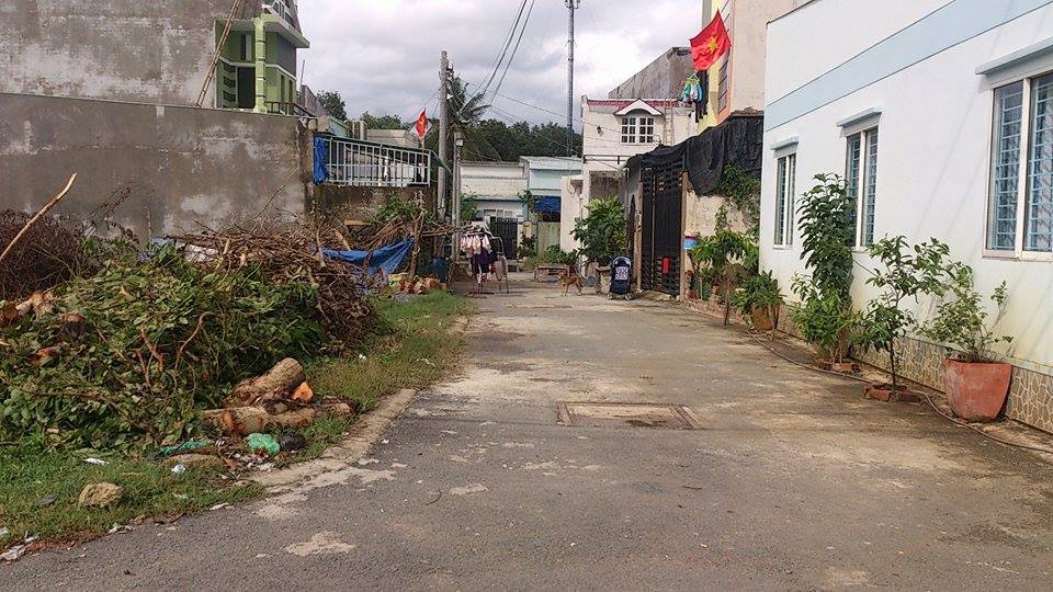 Cần bán đất đường Nguyễn Văn Tăng - Phước Thiện, Q.9 4735830