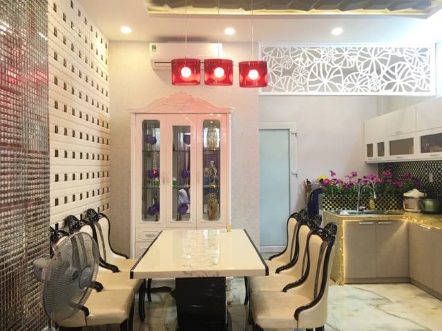 Cần bán gấp nhà đẹp đường MT 3 tầng 3 mê lệch Chu Mạnh Trinh, TP Đà Nẵng 5944492