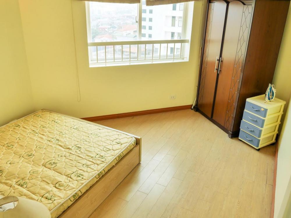 Cho thuê căn hộ chung cư 107 Nguyễn Chí Thanh, diện tích 88m2, 2 phòng ngủ, giá 12 triệu/tháng 6156083