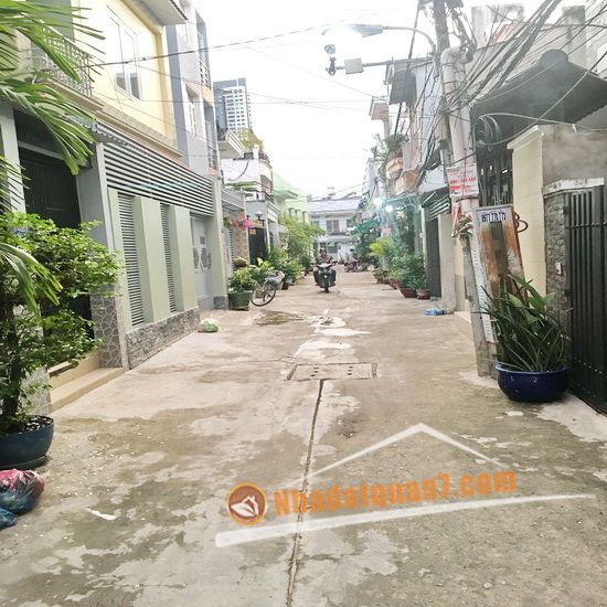 Bán nhà phố 2 lầu, ST hiện đại hẻm 803 Huỳnh Tấn Phát, P. Phú Thuận, Q. 7 giá 3.35 tỷ 6345300