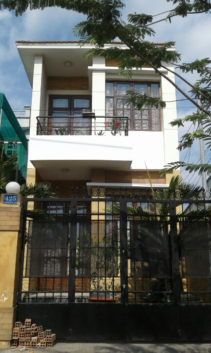 Cần tiền bán gấp nhà mặt tiền, đường Huỳnh Tấn Phát, Nhà Bè, vị trí đẹp, 2 tầng, DT 5,6x20m 6345484