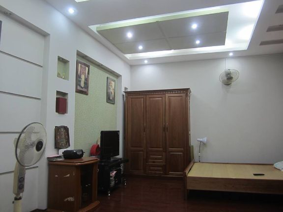 Bán nhà mặt phố Hàng Bài 230m2, mặt tiền 5,5m (nở hậu), giá: 540tr/m2 (thương lượng) 6459087