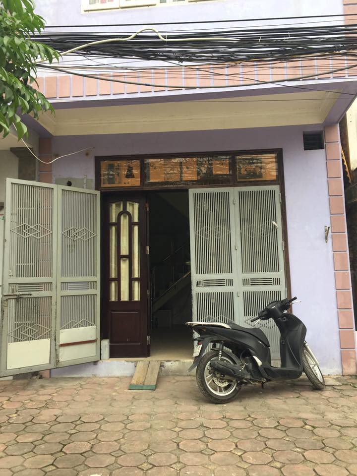 Cho thuê nhà mặt ngõ đường Nguyễn Phong Sắc. Diện tích 100m2 6589139