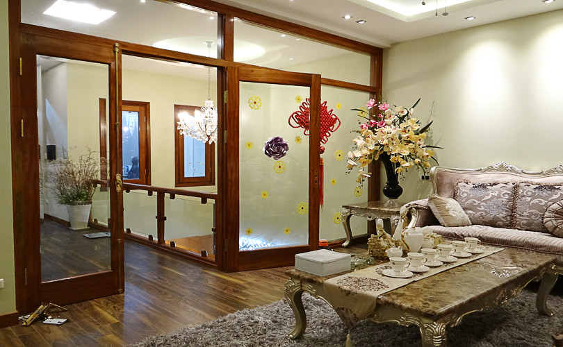 Cho thuê biệt thự tại phố Linh Lang, Đào Tấn, Ba Đình, S: 100m2, 5 tầng, full đồ đẹp. Giá 35tr/th 6604591