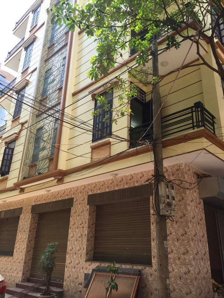 Cho thuê nhà ngõ 54 phố Hoa Bằng, Yên Hòa, 45m2 x 4 tầng, 12tr/tháng 6708467