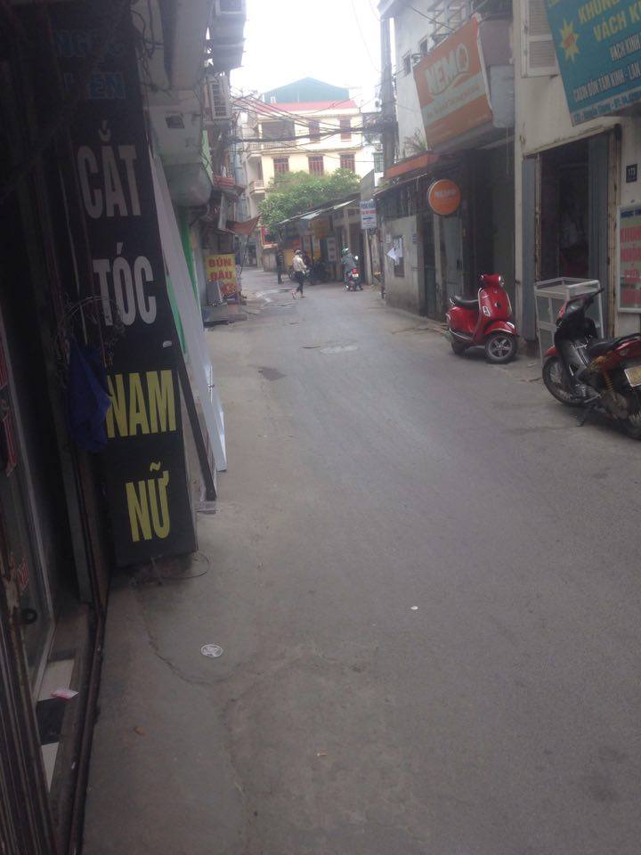 Cho thuê nhà mặt đường cũ tại Nguyễn Khang 6741006