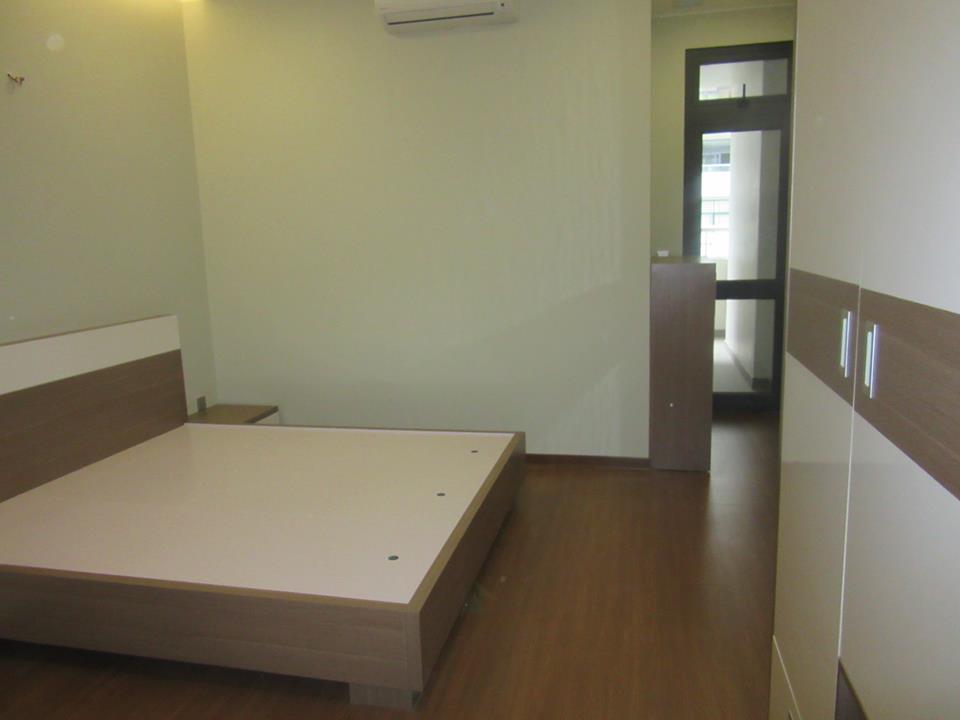 Cho thuê căn hộ ở Tràng An Complex, tòa CT2A tầng trung, diện tích 98m2, giá 03PN, giá 11tr/tháng 6697093
