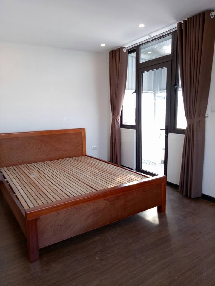 Cho thuê căn hộ chung cư mini 1PN, 1 phòng khách đầy đủ tiện nghi dt 45m2 tại số 18 Đê La Thành nhỏ 6752277