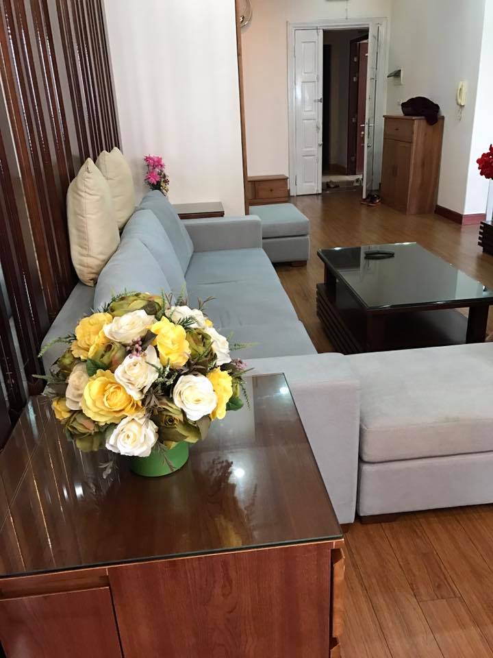 Cho thuê căn hộ 3 phòng ngủ đồ đẹp 14 triệu/th chung cư 101 Láng Hạ, LH 093 666 0708 6829003