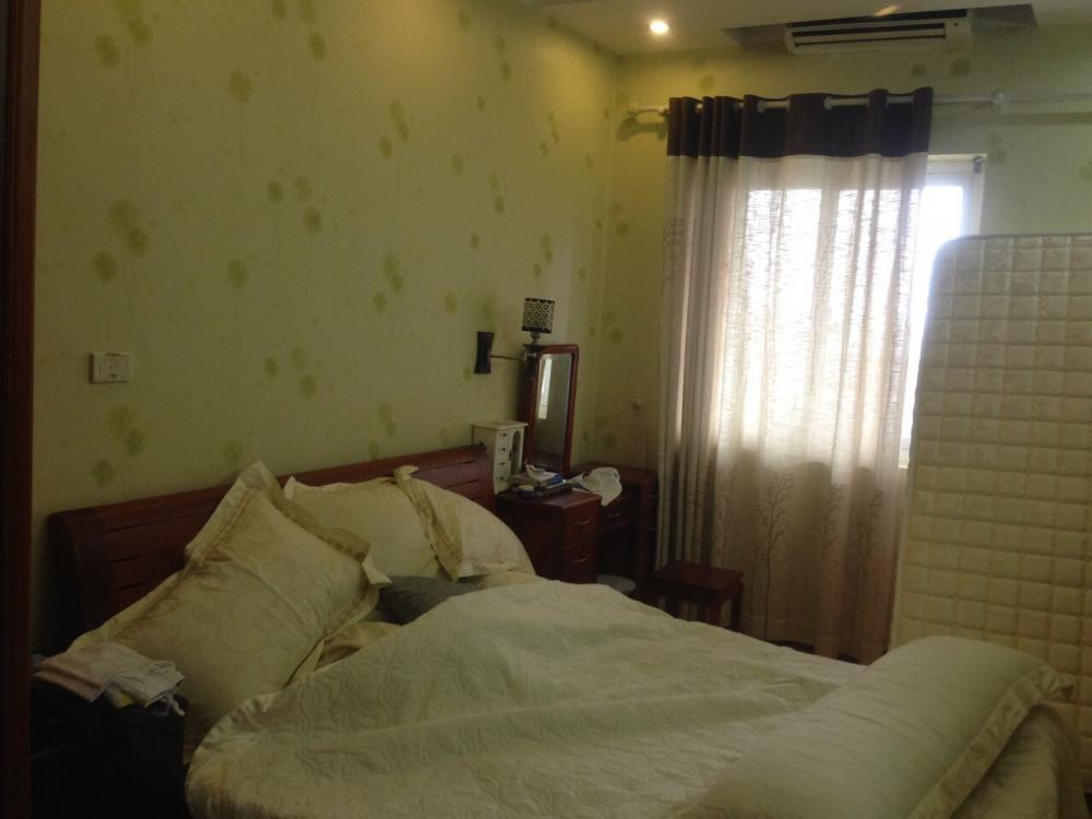 Chính chủ cho thuê căn hộ 3 ngủ full nội thất chung cư 102 Thái Thịnh giá 12 triệu/tháng lh 0985409147 6806376
