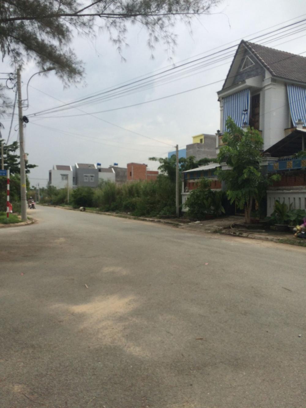 160m2 (8x20) đối diện Điện Máy Xanh, Nguyễn Văn Tạo, Long Thới Nhà Bè, giá rẻ 6937777