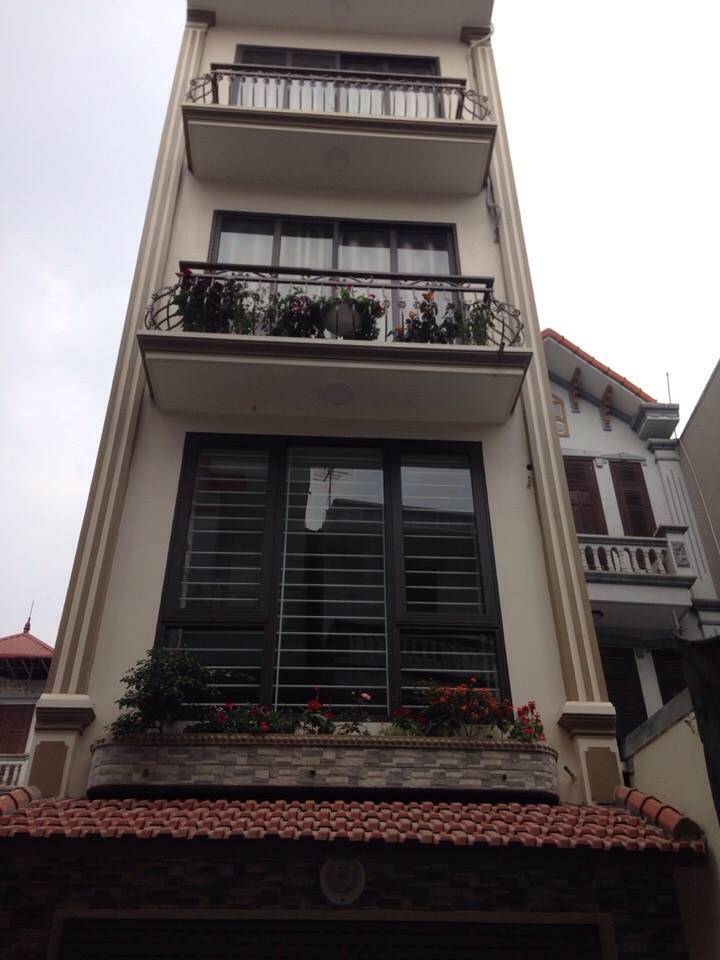 Nhà mới coong Hồ Tùng Mậu 52m2*4 tầng, GARA ô tô 7 chỗ. 6874014