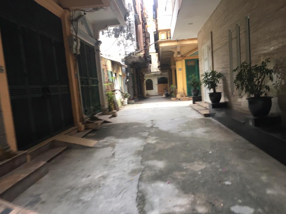 Bán nhà phố Nguyễn Chí Thanh, DT: 35m2, 4 tầng, giá 7 tỷ, LH: 0985453464 7190596