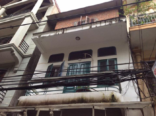 Cho thuê nhà số 8 ngách 9 ngõ 371 Đê La Thành, Đống Đa 7172189