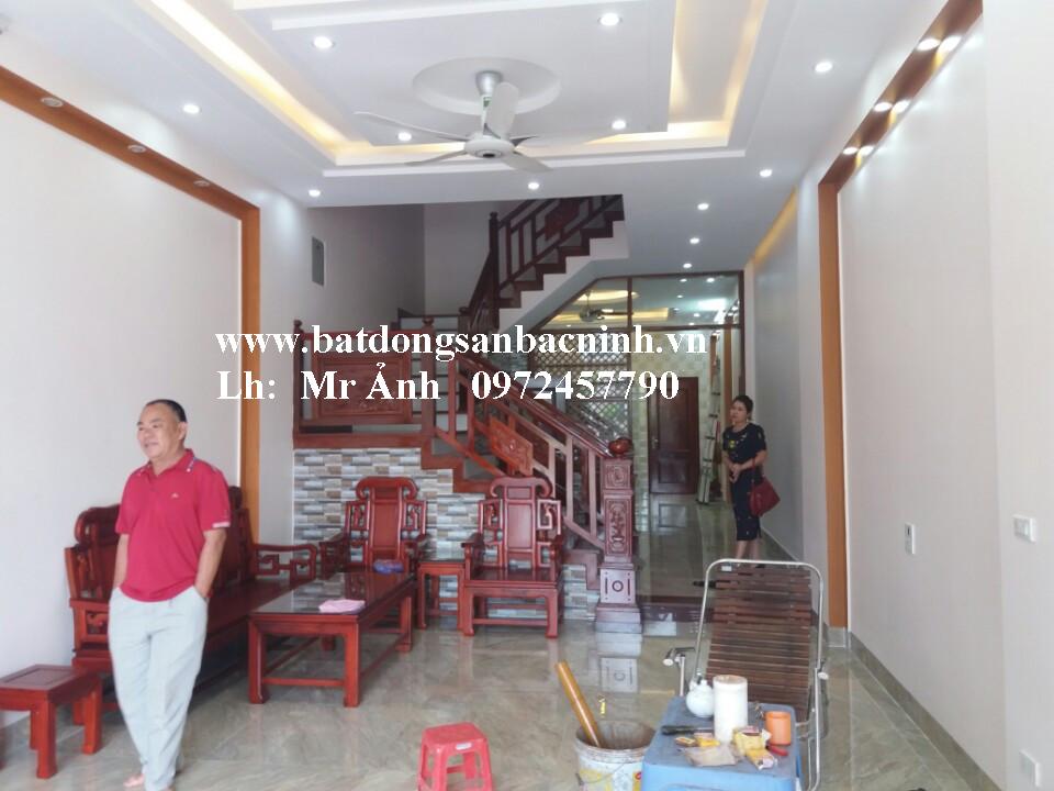 Cho thuê nhà 3 tầng hai mặt tiền đường Bế Văn Đàn, TP. Bắc Ninh 7108524