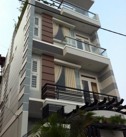 Bán nhà mặt tiền Phan Văn Trị Q.5. 3.5mx10m 2 lầu nhà mới giá hơn 6 tỷ LH 0917156556 7047904