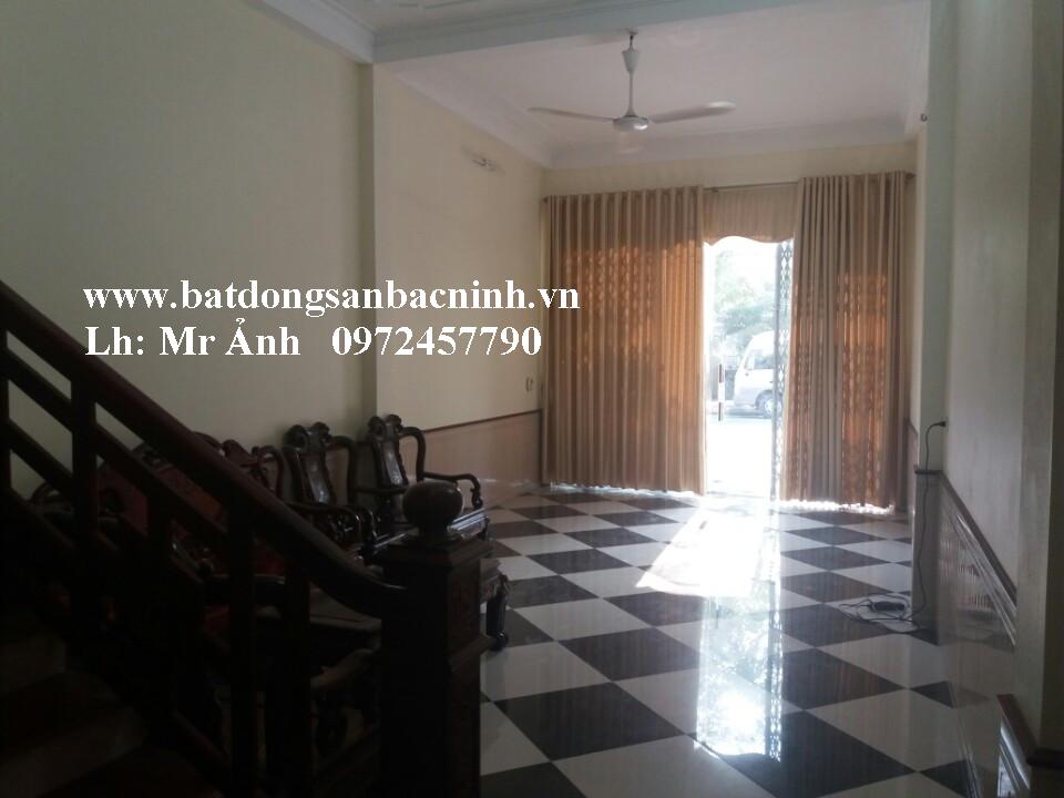 Cho thuê nhà 3 tầng 5 phòng khép kín đường Đấu Mã, TP.Bắc Ninh 7049729