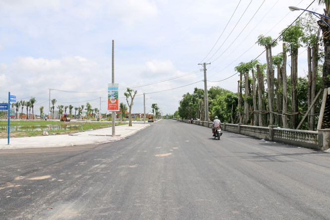 Cần bán lô đất đường Nguyễn Cửu Phú, sổ hồng riêng, chính chủ, thổ cư 100% cần bán gấp 7185442