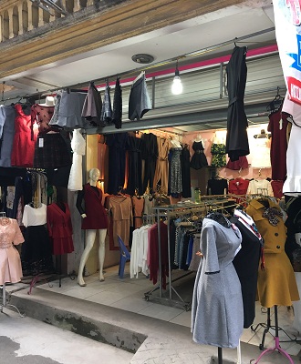 Chính chủ cần sang nhượng cửa hàng quần áo, tại số 10 ngõ 31 Phan Văn Trường- Cầu Giấy- Hà Nội 7490854