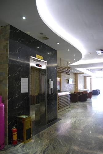 Bán khách sạn phố Nguyễn Chánh, 322m2, 8 tầng thang máy, MT 8m 7443838