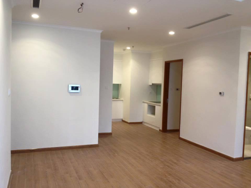 Cho thuê căn hộ 140m2, 3 phòng ngủ, đồ cơ bản, chung cư 27 Huỳnh Thúc Kháng 7794999