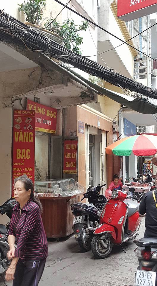 Bán nhà kinh doanh khủng, mặt chợ Văn Hương, Đống Đa chỉ hơn 2 tỷ 7497912