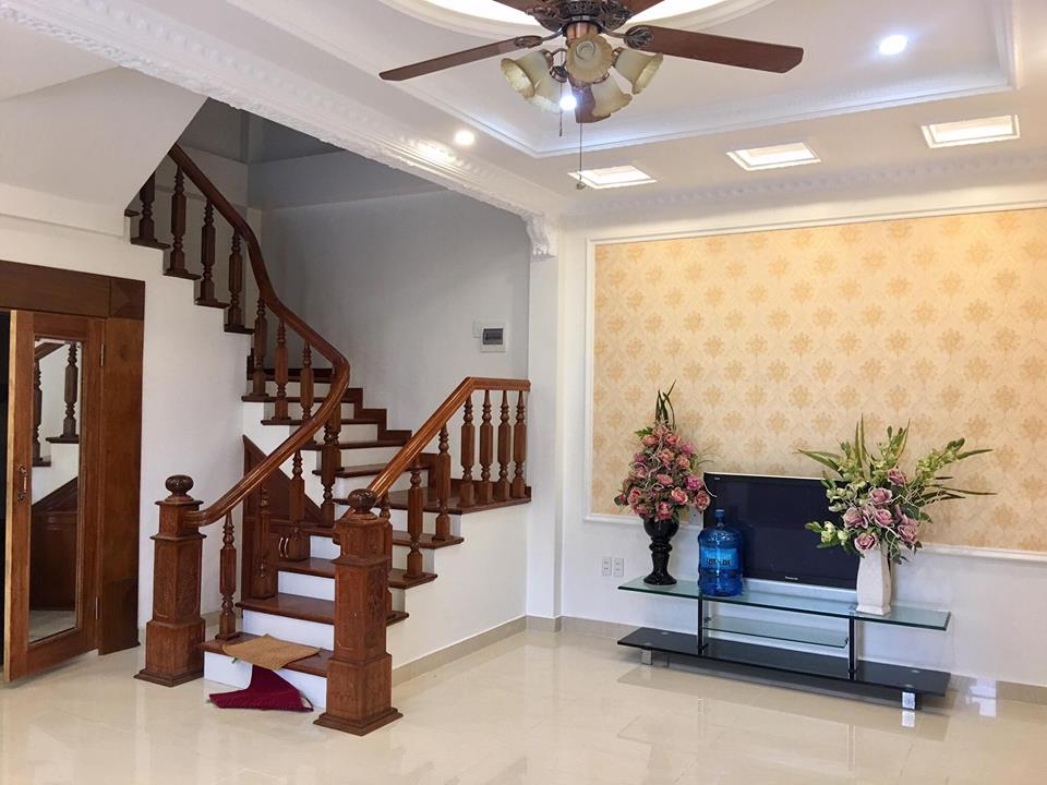 Cho thuê nhà đẹp tại VĂn Cao 4 tầng 4pn đầy đủ nội thất  7521832