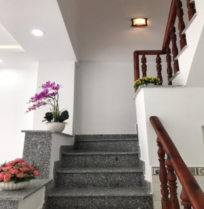 
Nhà 5 tầng gần hồ Mỗ Lao, Cạnh BiG C Hà Đông, Văn Quán, Hà Đông, Hà Nội.Giá 2.2 tỷ - 0943075959 / 0982346912 7557519