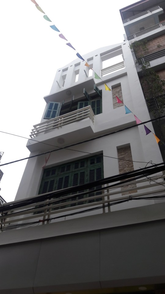 Cần bán nhà mặt ngõ 397 Phạm Văn Đồng, DT 62m2 x 4 tầng đường rộng, 2 ôtô tránh nhau 7715898