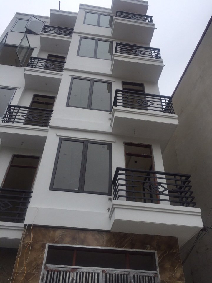 Nhà 2.4 tỷ, (4 tầng, 42m2, 4PN), 2 mặt thoáng ngõ 98 Triều Khúc- Thanh Xuân. 0943075959 / 0982346912
 7753178