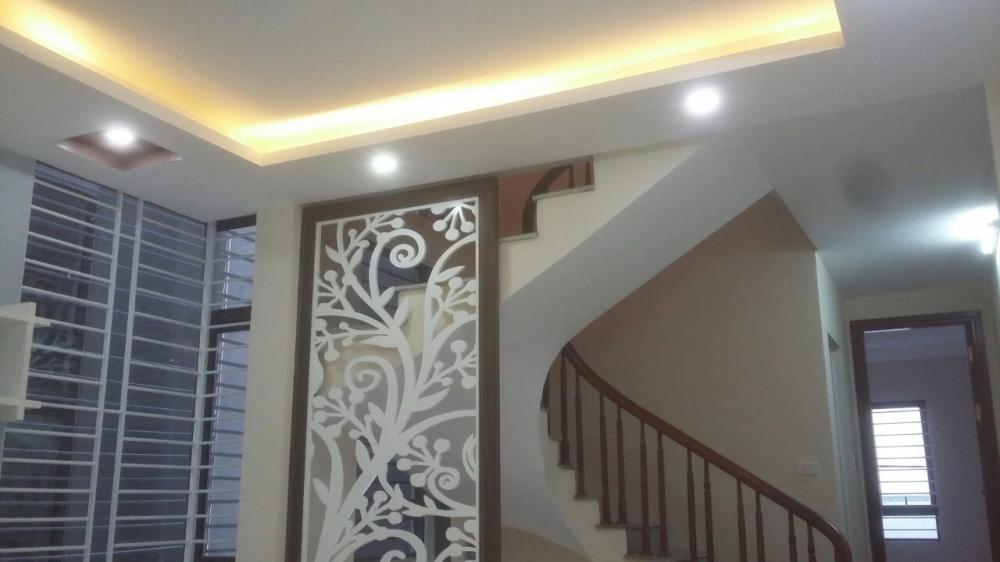 Bán nhà 4 tầng*35m2, ngay cổng làng Yên Xá, hướng TN, Giá 2 tỷ, 0943075959 / 0982346912
 7854961