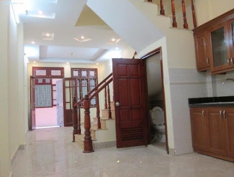 Cho thuê nhà 5,5 tầng x 55m2 Thụy Khuê, Ba Đình, Hà Nội 9071180
