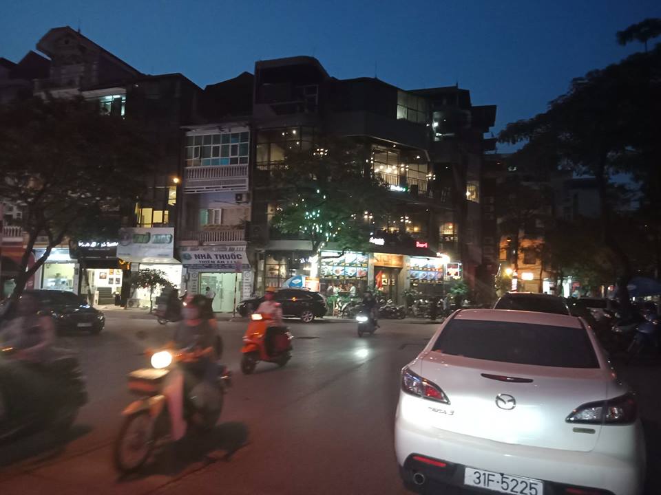 Bán nhà mặt phố Khâm Thiên, 20m2, kinh doanh khủng, giá 7 tỷ 9196884