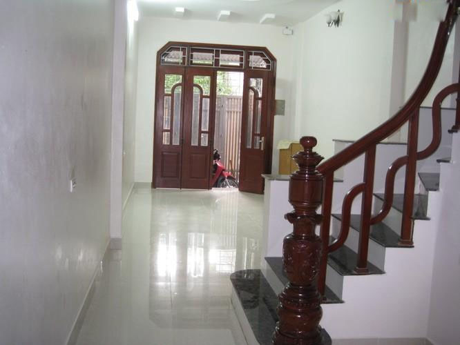 Cho thuê nhà 4 tầng, 50m2 Thái Hà, Láng Hạ, Đống Đa 8634136
