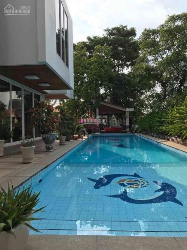 Bán BT Thảo Điền, khu Kim Sơn 40 tỷ, 7 phòng ngủ, có sân vườn, hồ bơi rất đẹp. 01634691428 8955217