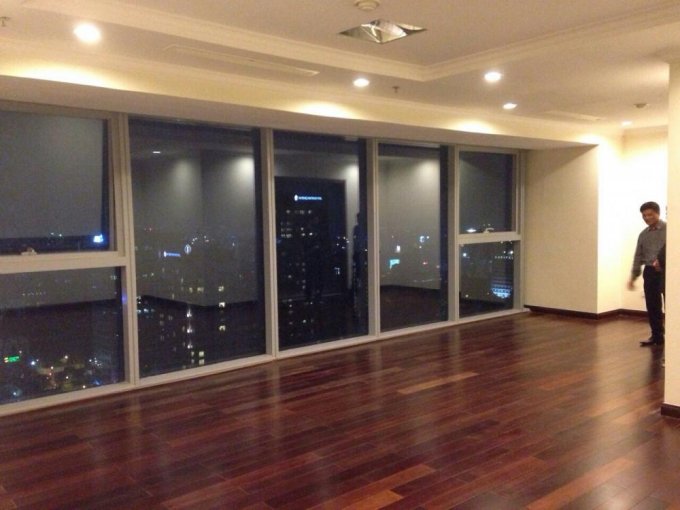 Cần tiền gấp bán căn hộ cao cấp Sunrise City, tháp V3, đường Nguyễn Hữu Thọ, quận 7 siêu rẻ 9423004