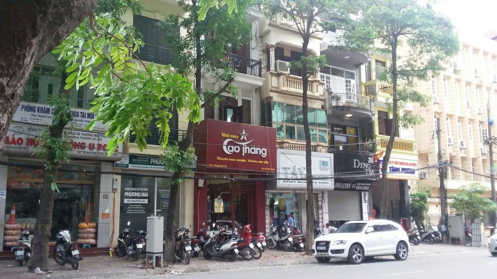 Cần bán nhà phố Nguyễn Du, 75m2, 4 tầng, giá 34,5 tỷ 9452309