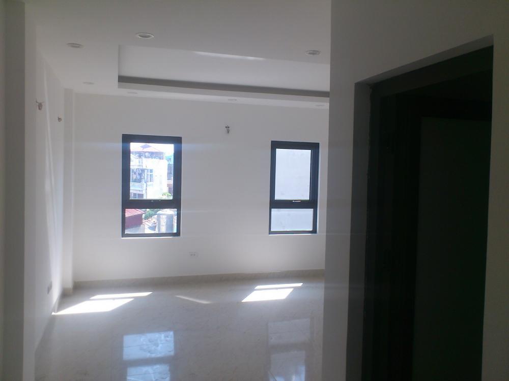 Cho thuê văn phòng mới, cao cấp hạng B, DT 45 m2, tại mặt phố Quang Trung 9461940