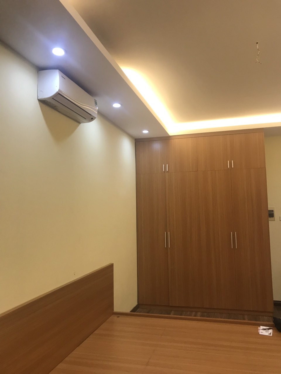 Bán căn hộ chung cư 17T2, Hoàng Đạo Thuý, Trung Hoà, Cầu Giấy 9519586