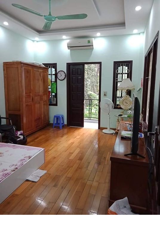 Bán nhà ngõ 82 Yên Lãng, lô góc, ô tô đỗ cửa 120m2 x MT 6m chỉ 16 tỷ LH 0968562204 9586037