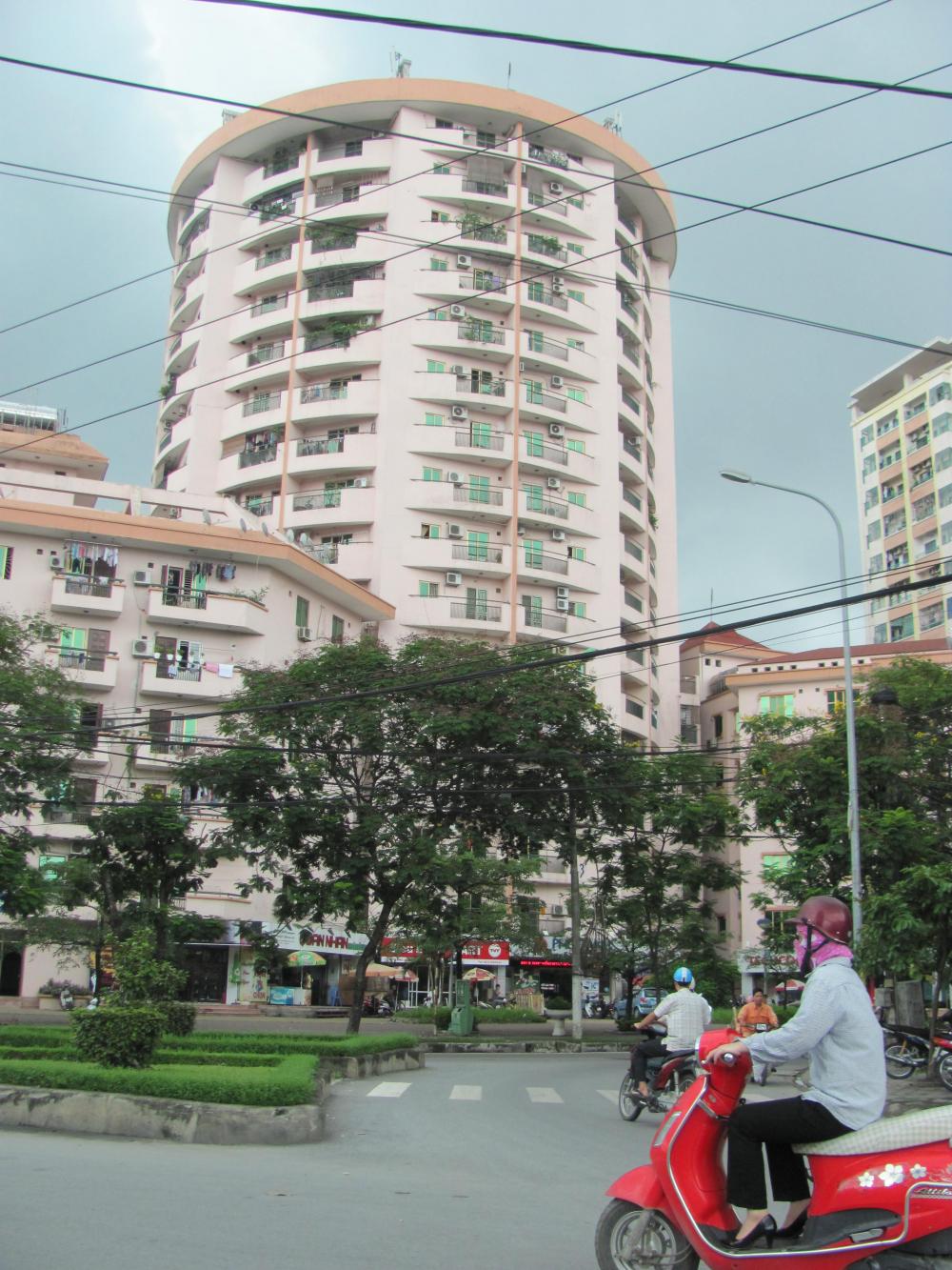 Giá rẻ bán căn hộ A3 Làng Quốc tế Thăng Long, 110.8m2, 3PN giá 26.5tr/m2 (TL), LH: 0964897596 9944972