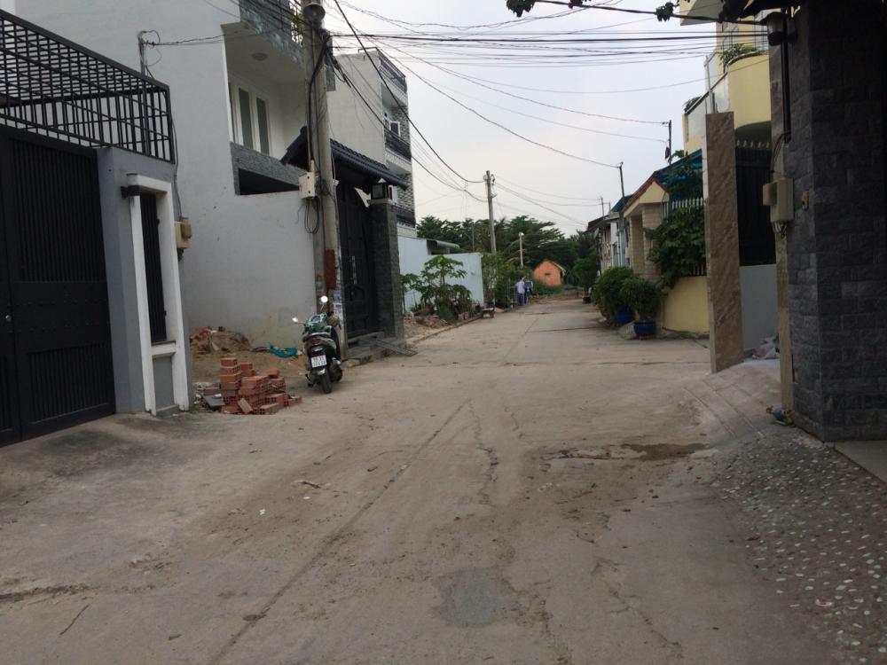 Bán lô đất giá rẻ đường ô tô sau chợ Tăng Nhơn Phú B, DT 80m2 (5*16m) 9599994