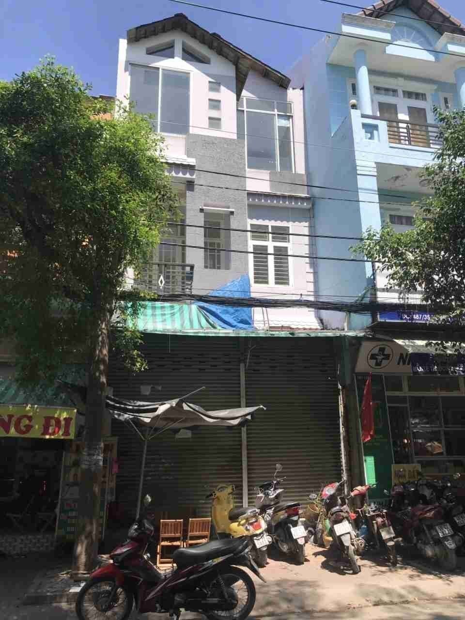 Bán nhà mặt tiền 487 Huỳnh Tấn Phát, diện tích 5x12m  9621045