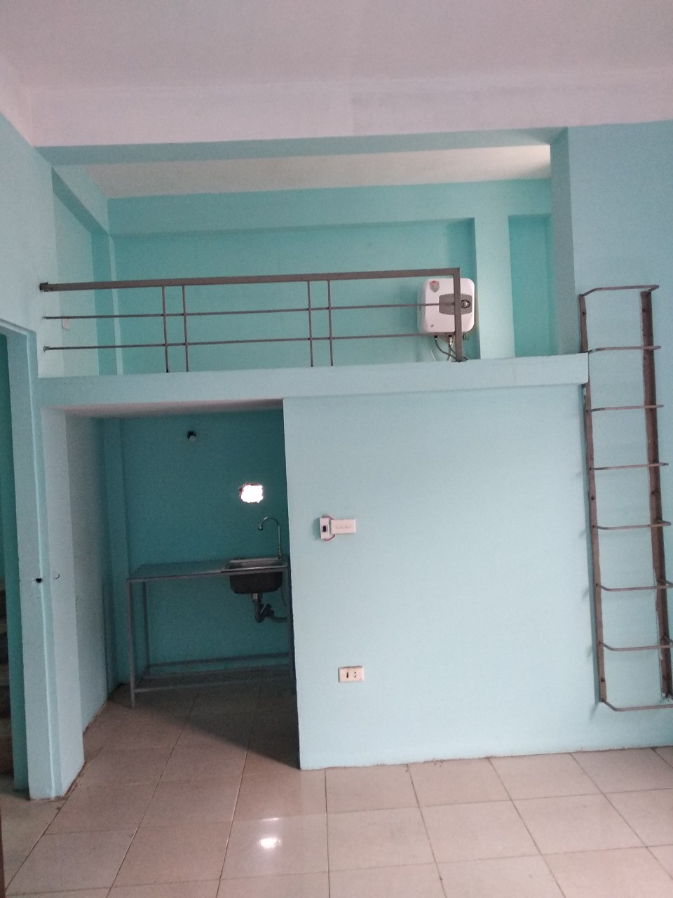 Cho thuê phòng trong nhà riêng ngõ 59/68 Mễ Trì Hạ, Nam Từ Liêm, Hà Nội. DT 25m2, giá 2,8tr/th 9640531