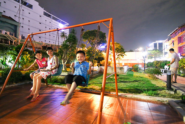 Bán căn hộ 8X Plus, Q. 12, DT 64m2, 2PN, tặng 1 số nội thất, giá 2.550 tỷ 9676099