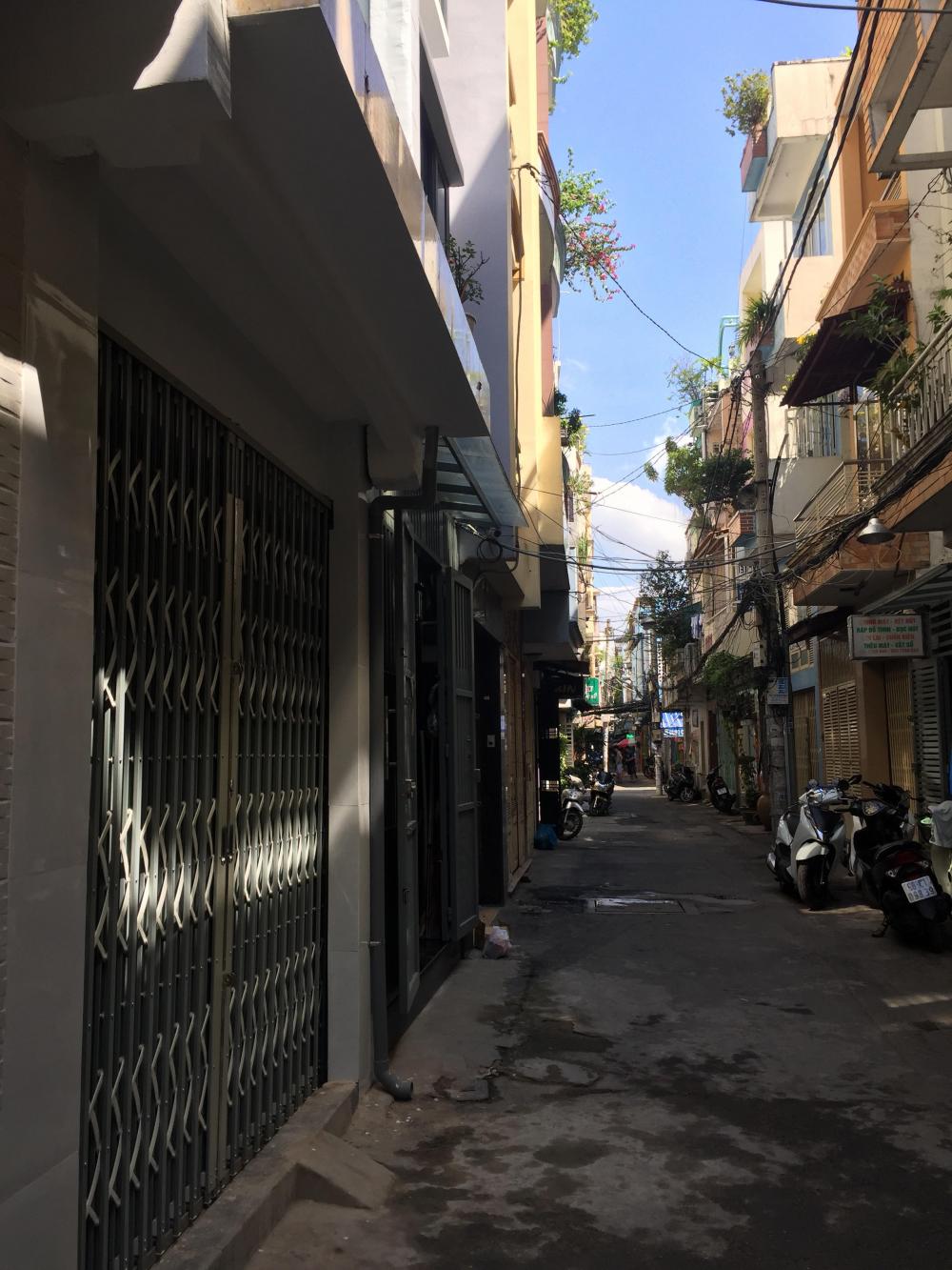 Cho thuê nhà riêng tại hẻm 39, đường Vườn Chuối, Phường 4, Quận 3, Tp. HCM, diện tích 60m2 9740744