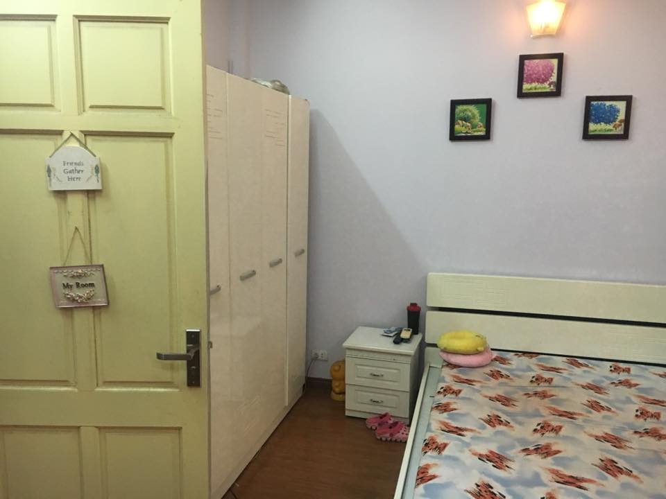 Bán nhà ngõ 79 Dương Quảng Hàm, Cầu Giấy ngõ ô tô 30m2 * 6T, giá 3 tỷ 9709655