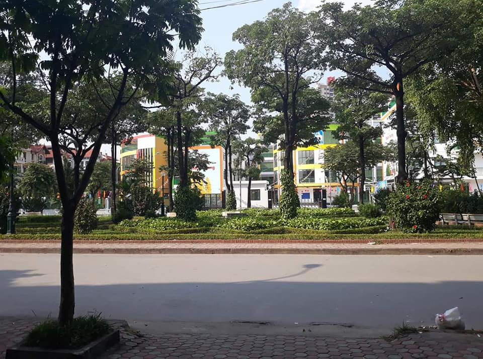 Nhà mặt phố Vườn Hoa, Nguyễn Công Thái, Hoàng Mai 80m2, MT 6m chỉ 16,5 tỷ. LH 0869975879 9713260